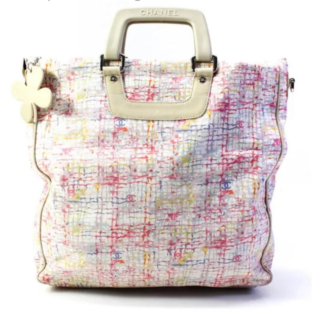 SOLD Chanel Large Clover Charm Two Way Tote Handbag White Pink Canvas - Picture 1 of 15